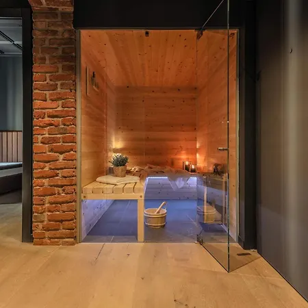 Ar Suites&art