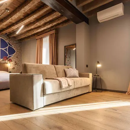 Ar Suites&art Hotel