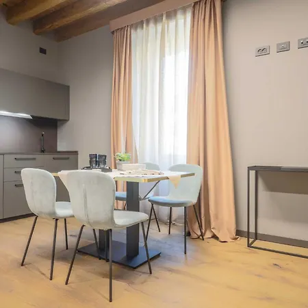 Ar Suites&art Hotel