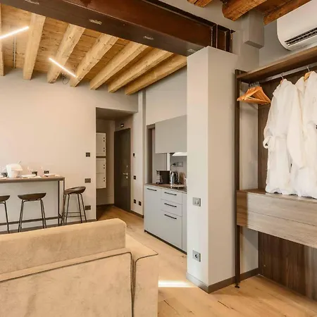 Ar Suites&art Hotel *