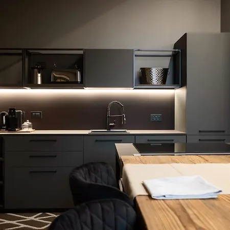 Ar Suites&art Hotel *