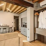 Ar Suites&art