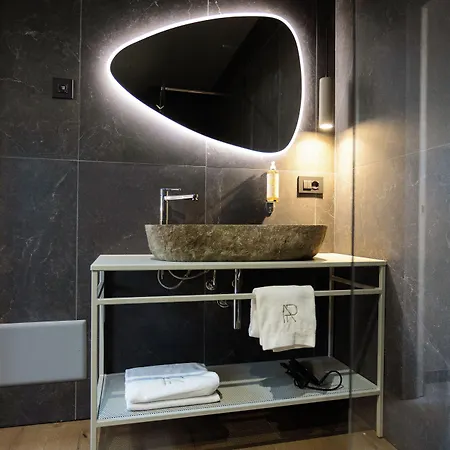 Hotell Ar Suites&art *