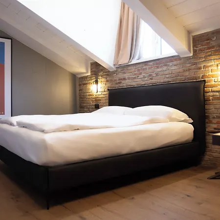 Ar Suites&art Hotel *