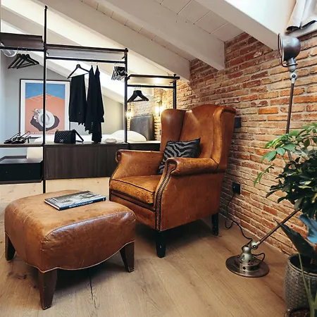 Hotel Ar Suites&art